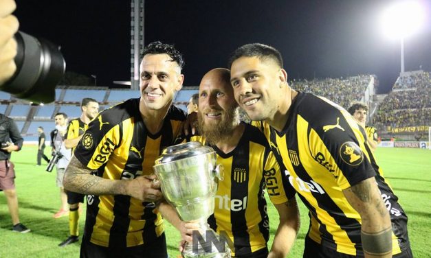 Arias y Estoyanoff en el once titular