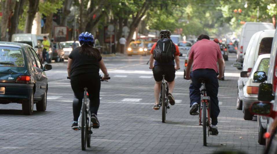Proponen fiscalizar ciclistas en rutas nacionales