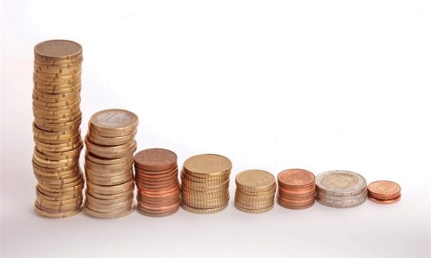 «El déficit fiscal limita la posibilidad de dar beneficios generales»
