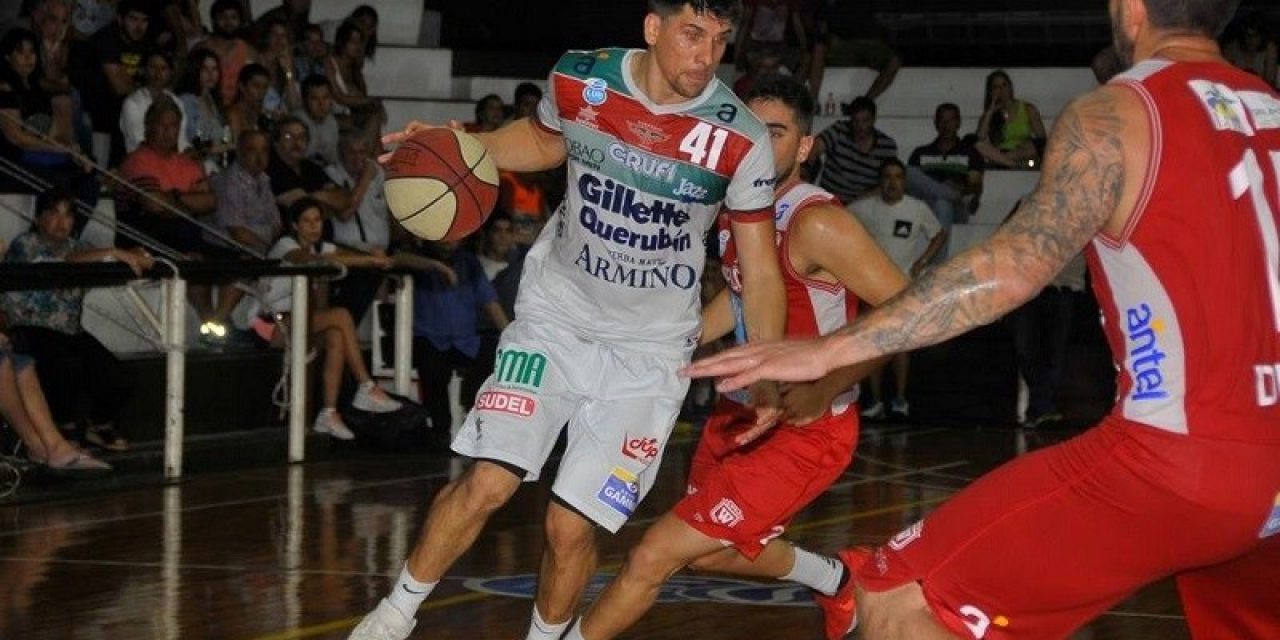 Welcome recibe a Aguada en el Palacio Peñarol