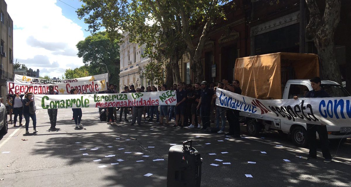 Los reponedores lácteos tercerizados de Conaprole realizan paro de 24 horas