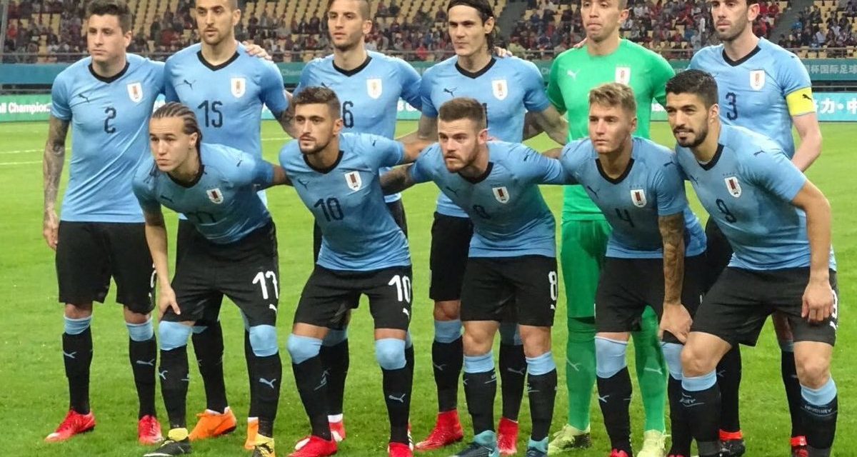 Suárez y Cavani los goles de Uruguay en la China Cup