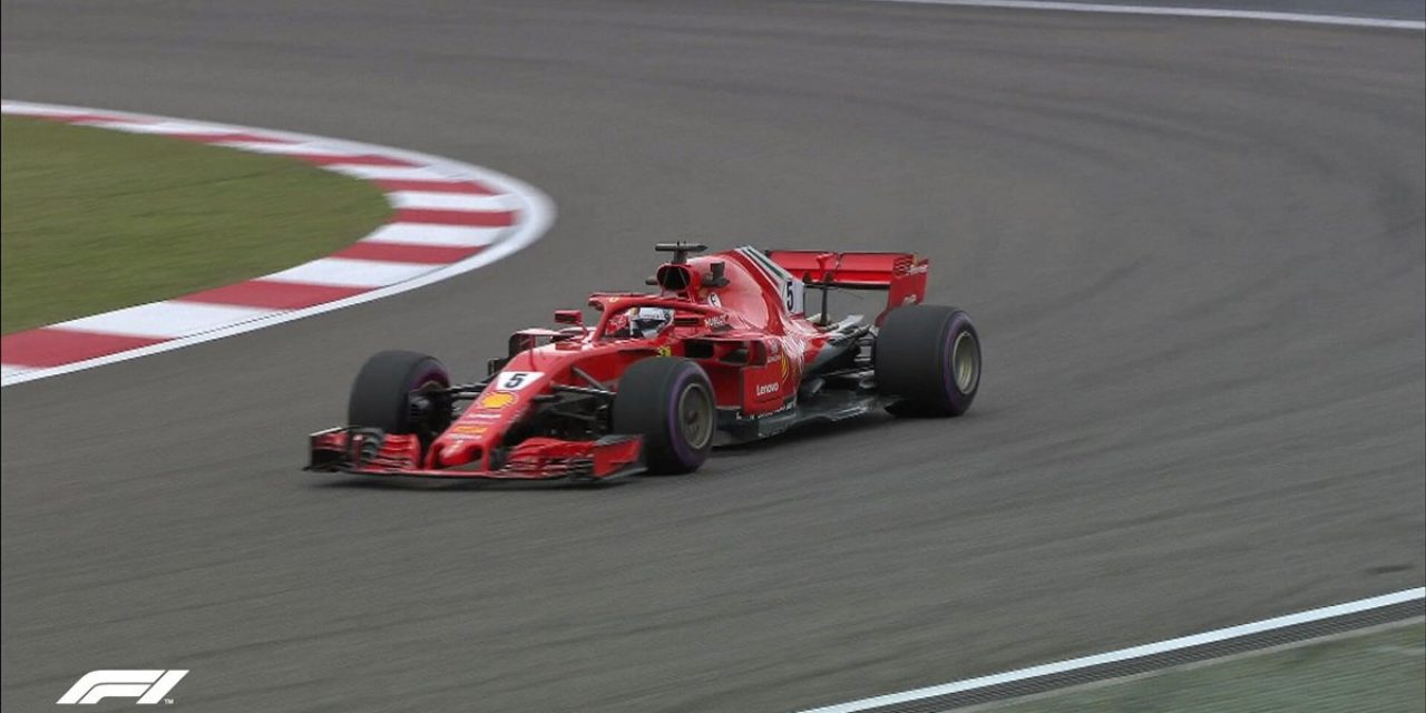 Vettel defiende el liderato en Silverstone
