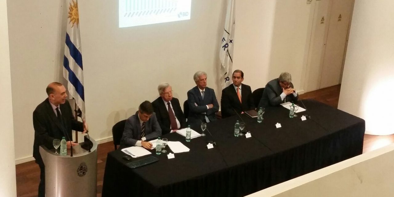 “Uruguay necesita que el sistema político, la academia y la sociedad trabajen conjuntamente»