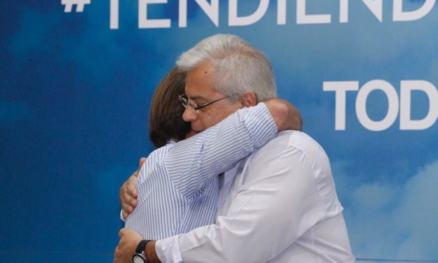 «Ser frenteamplista es políticamente correcto y muy cómodo»