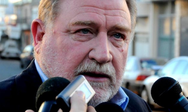 Zimmer: «luego del Mundial se formaliza el sector político de los Intendentes blancos»