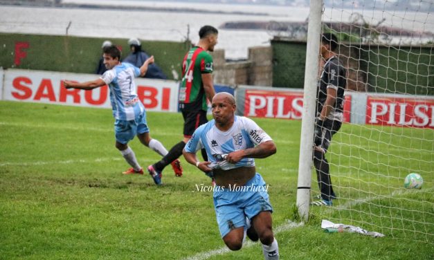 Romario Acuña le dio la victoria clásica a Cerro