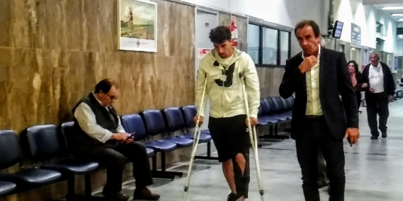 Corujo sufrió una triple lesión en su rodilla y tendrá 8 meses de recuperación