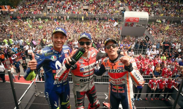 Márquez se aleja pese a no ganar