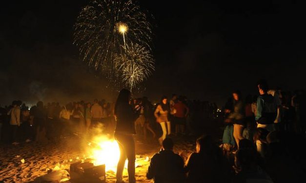 Varias fiestas de instituciones españolas en la noche de San Juan