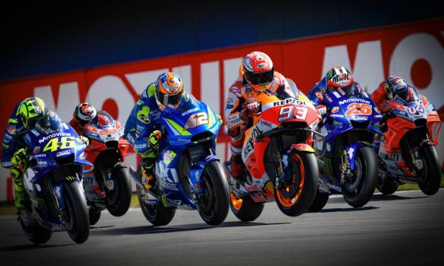 Márquez ganó una carrera de locos