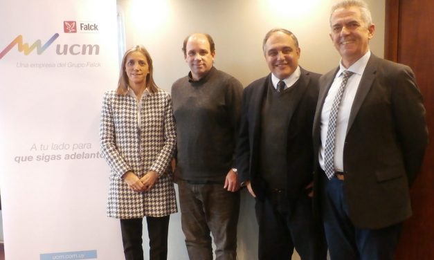 ucm extiende su convenio con la Unión de Rugby del Uruguay
