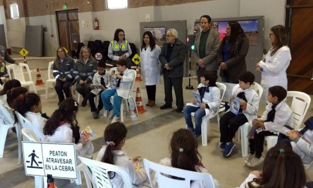Canelones recibió donación de Kit de «ESCUELITA DE TRÁNSITO MÓVIL»