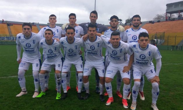 Juventud domina la punta de la B
