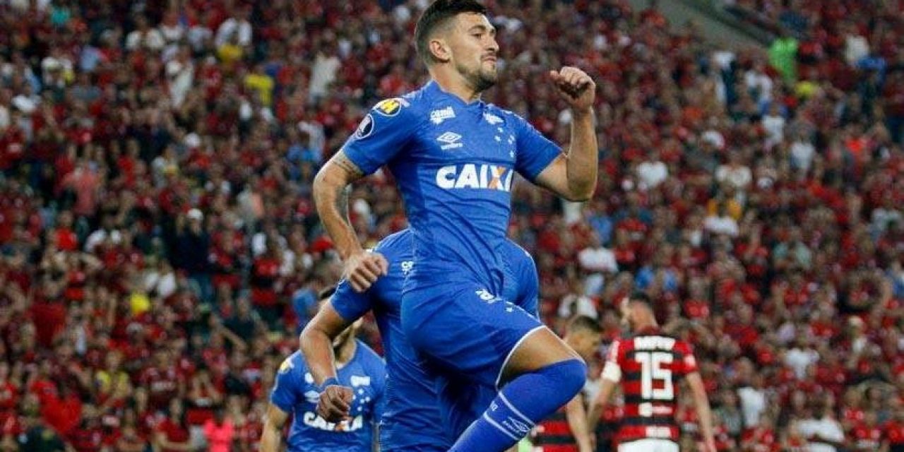Cruzeiro ganó con sello uruguayo