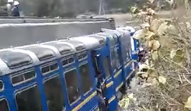 Dos trenes chocaron en Machu Picchu dejando varios heridos