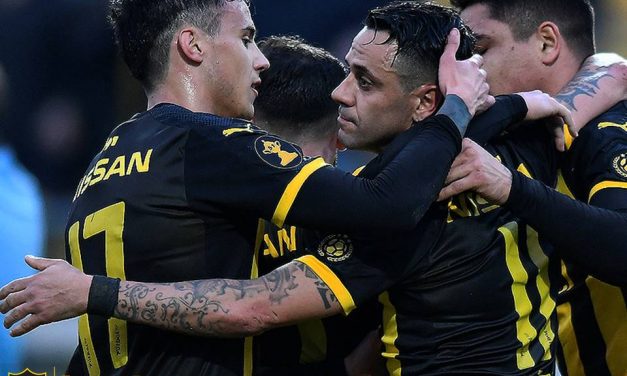 Peñarol superó a Wanderers con dos goles de Estoyanoff