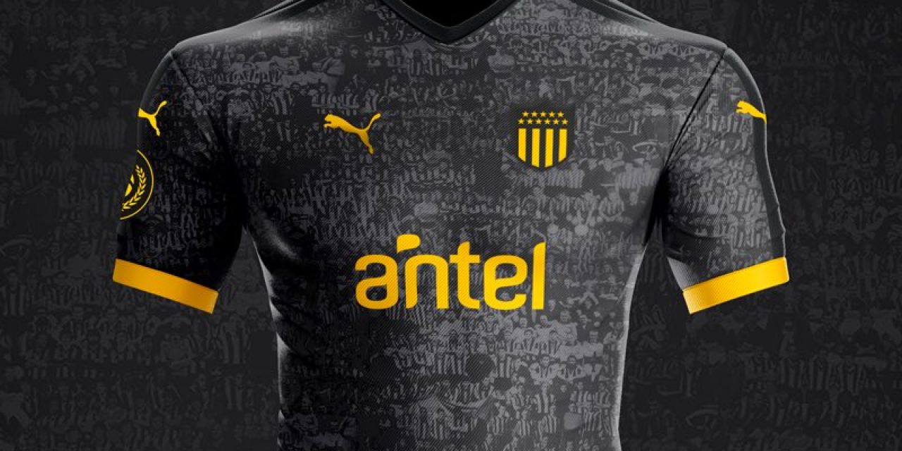 Peñarol presentó su camiseta aniversario