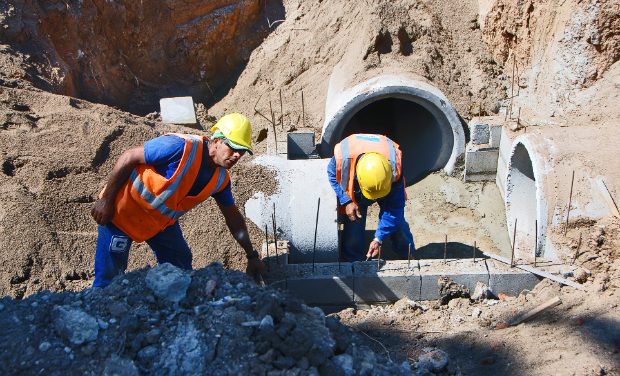 Inician obras de saneamiento en Piedras Blancas