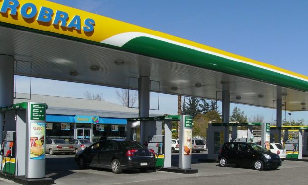 Suministro de gas natural y combustibles no correrá riesgo pese al retiro de Petrobras