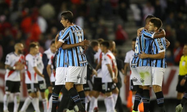 Gremio se adelantó en el camino hacia la final