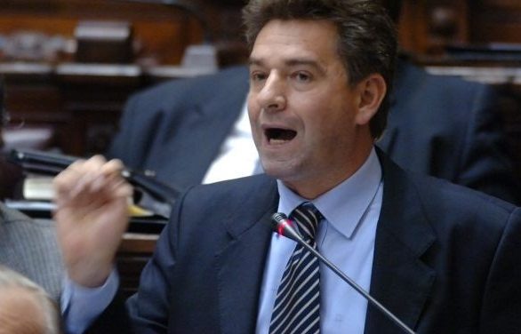 Amarilla catalogó de «desprecio institucional hacia el Parlamento», que la Ley Trans no pasara por comisión