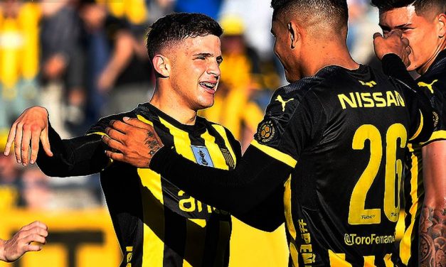 Relato de los goles de Peñarol a Fénix