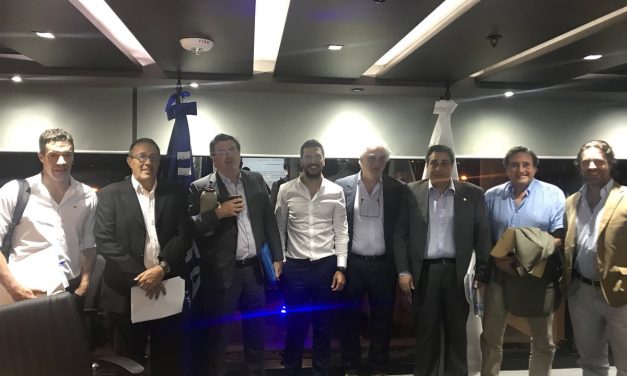 Conmebol y FIFA reciben modelo de Estatuto que salvaría a la AUF