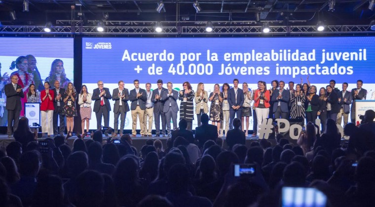 Tras acuerdo 45.000 jóvenes de países del Mercosur concretan oportunidad de empleo