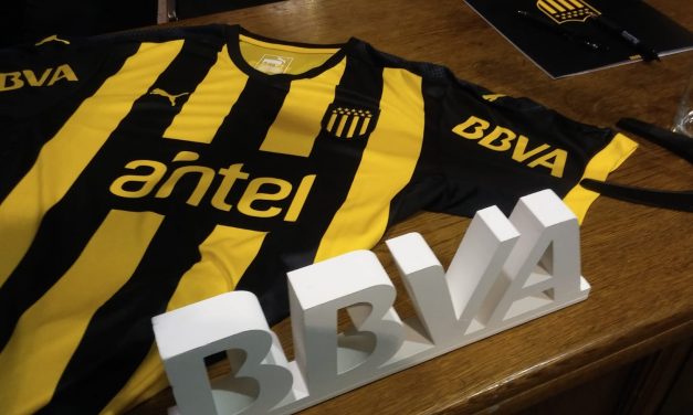 Peñarol presentó acuerdo con BBVA