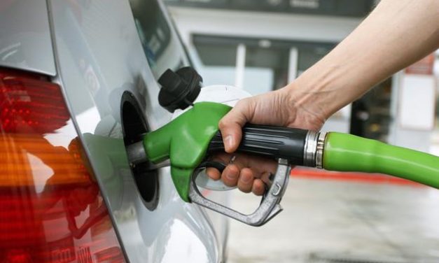 Bajas en el combustible: Naftas descienden $3 y el gasoil $6 a partir del 1º de enero 