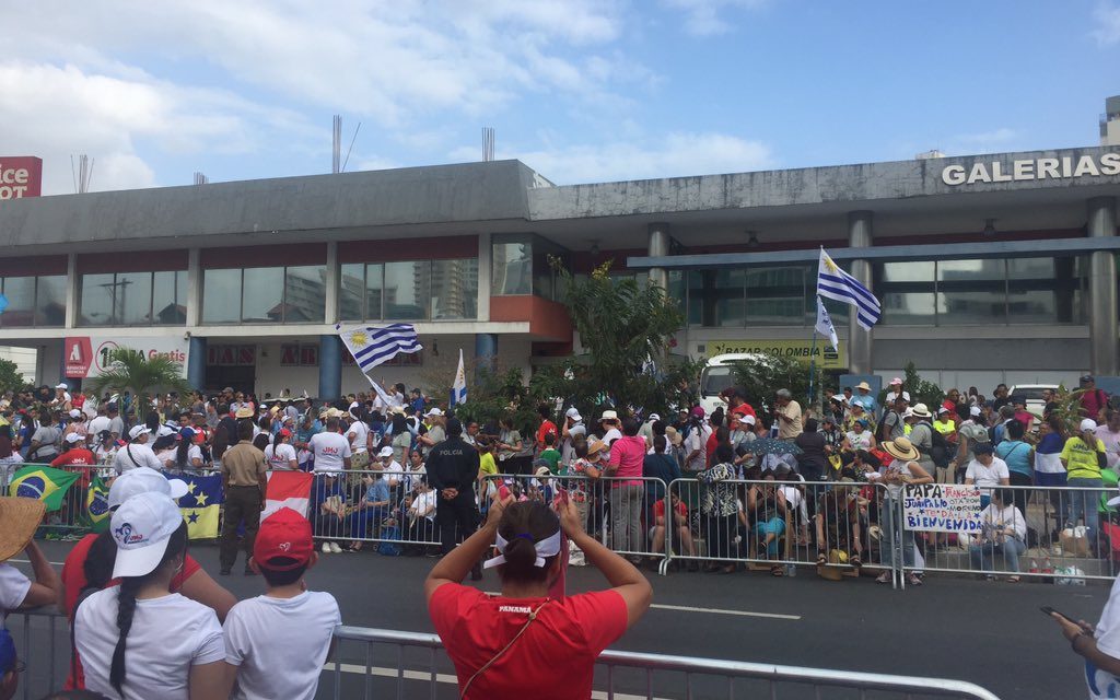 Gran presencia de uruguayos en la visita del Papa Francisco a Panamá