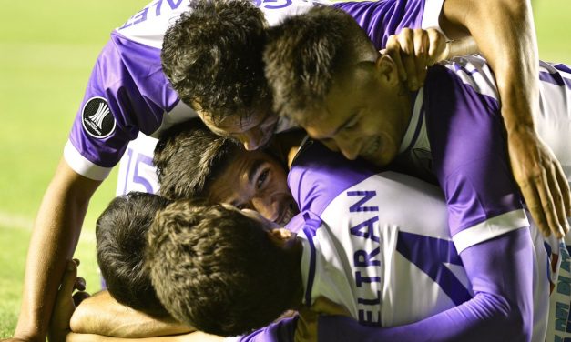 Cuatro goles le dieron una histórica victoria a Defensor