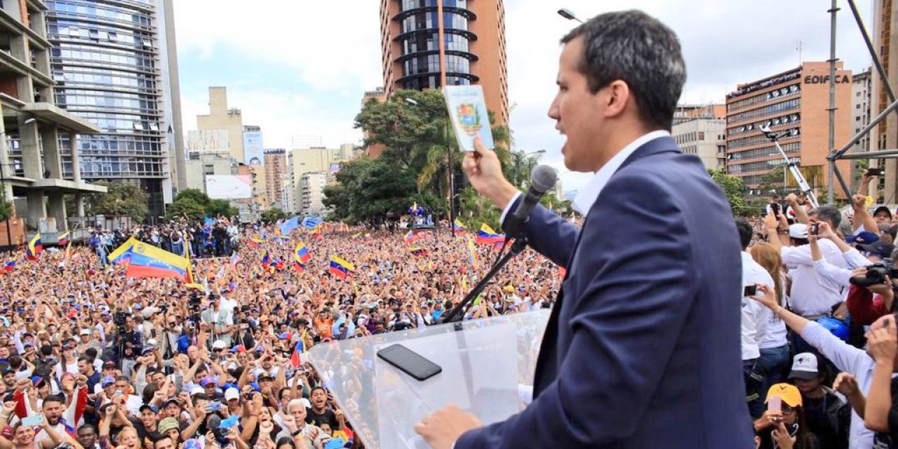 Vázquez propuso a Montevideo como sede de cumbre internacional para analizar salida al conflicto en Venezuela