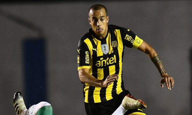 Peñarol se llevo tres puntos importantes de visitante
