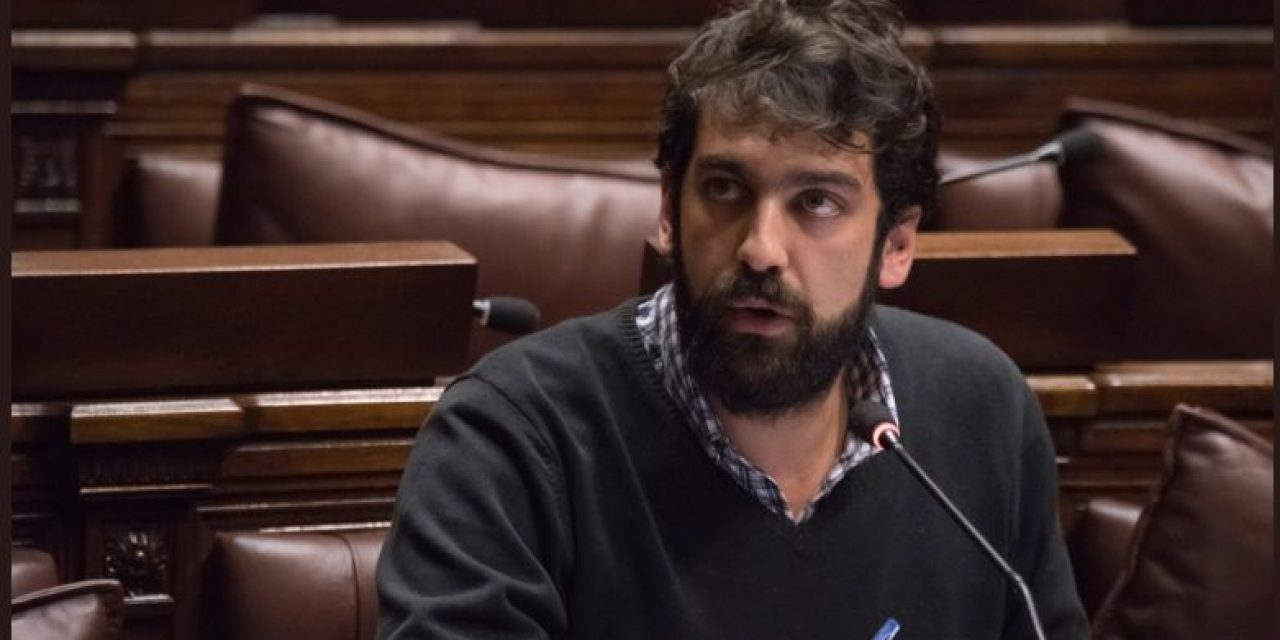 Diputados colorados abandonaron sesión cuando comenzó homenaje al «Che»