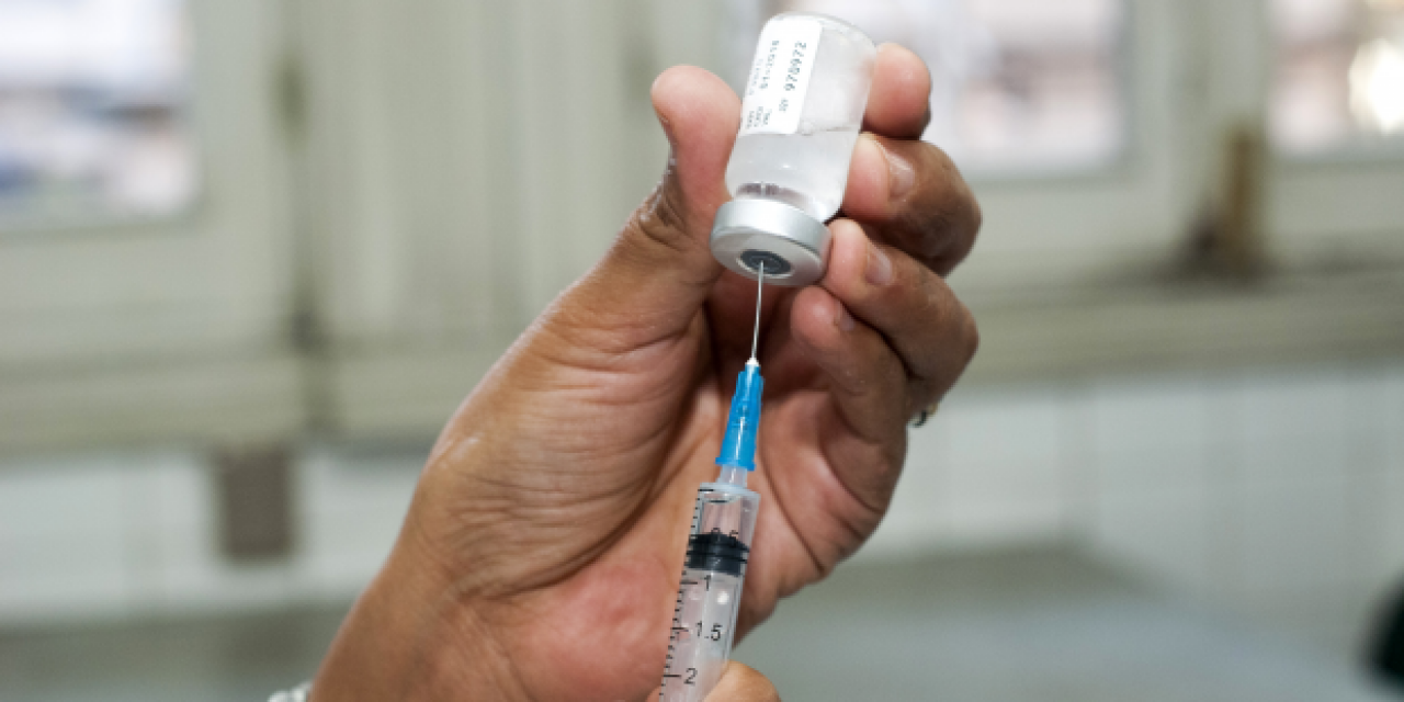Gripe y sarampión: hoy jornada de vacunación en la explanada de la Intendencia