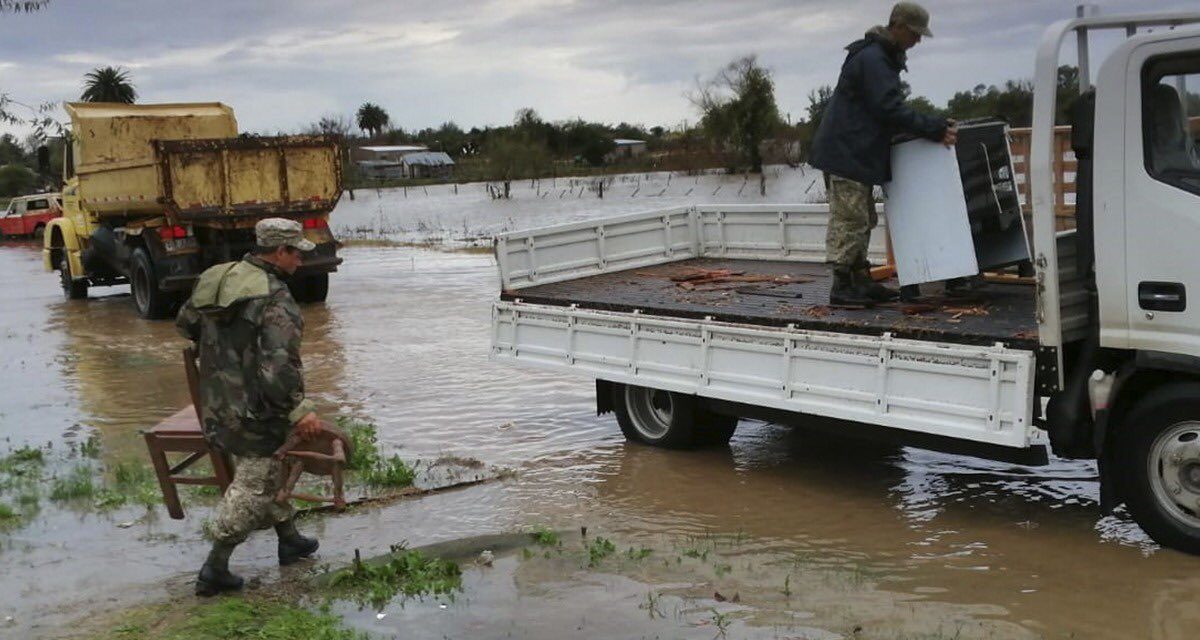 Veintiocho personas abandonaron sus hogares por las inundaciones