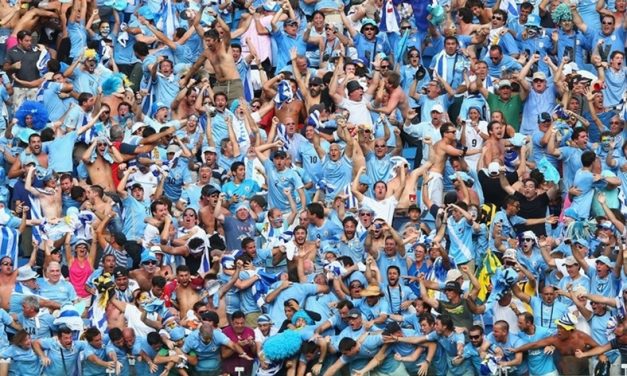 Al menos 1.500 uruguayos viajan a Porto Alegre a seguir a la celeste