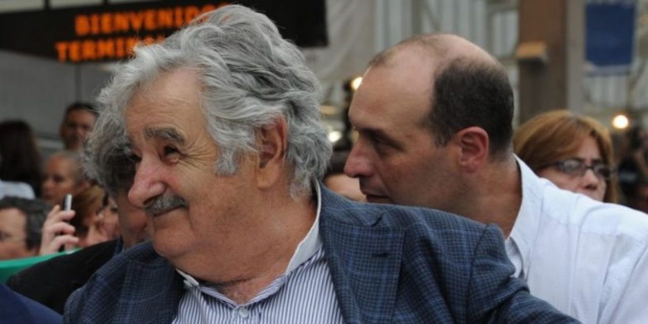 García criticó dichos de Mujica donde “define a soldados como ‘Carne con ojos y uniforme'»