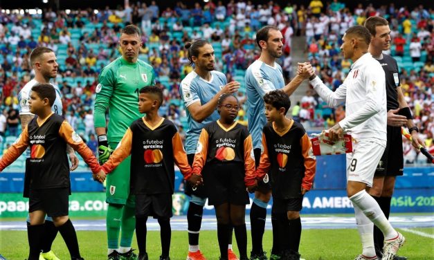 Uruguay trepó tres lugares en el ranking FIFA