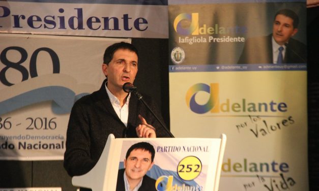 Iafigliola recordó a Presidencia la solicitud de cadena nacional para prereferendum para derogar ley Trans