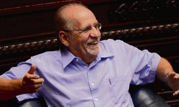 Diputado Asti: “los escolares tienen mejores argumentos que Lacalle Pou”
