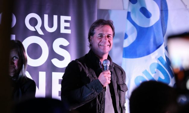 Lacalle Pou: “a las sociedades les viene bien sacudir la modorra”