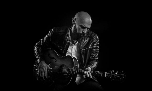 Santiago Cutinella presenta un disco de rock con pinceladas de blues en Sala Zitarrosa