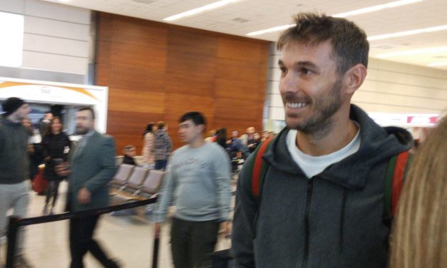Xisco llegó a Uruguay y se pone a la orden