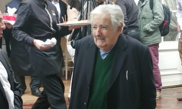 Mujica: «No voy a discutir con Maduro a través de la prensa»