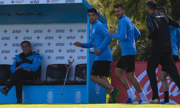 Stuani desafectado, la selección con 21 futbolistas