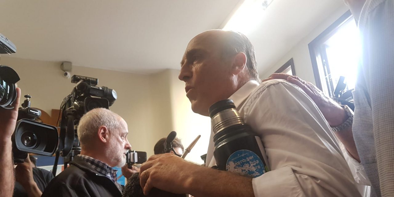 Daniel Martínez se comunicó con Alberto Fernández antes de ir a votar