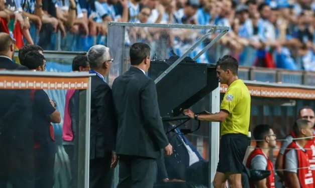 Proyecto VAR encaminado para las finales del Campeonato